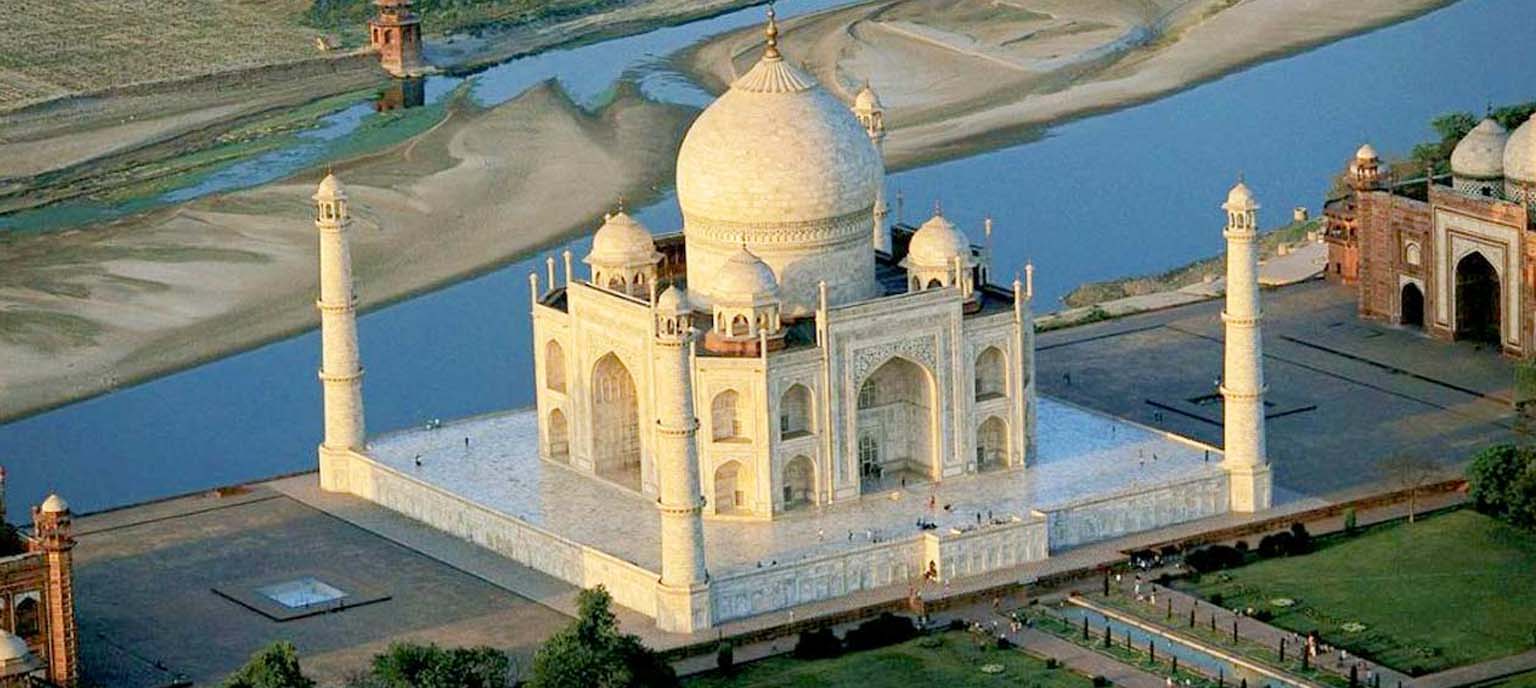 Private Taj Mahal Tour from Hyderabad by Flight