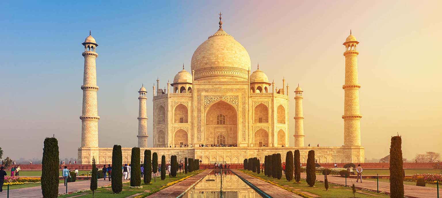 Private Taj Mahal Tour from Mumbai by Flight
