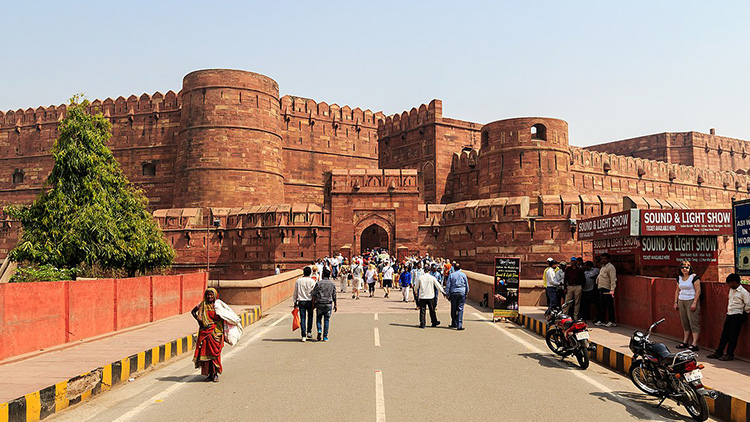 Taj Mahal Sunrise, Agra Fort and Fatehpur Sikri Tour