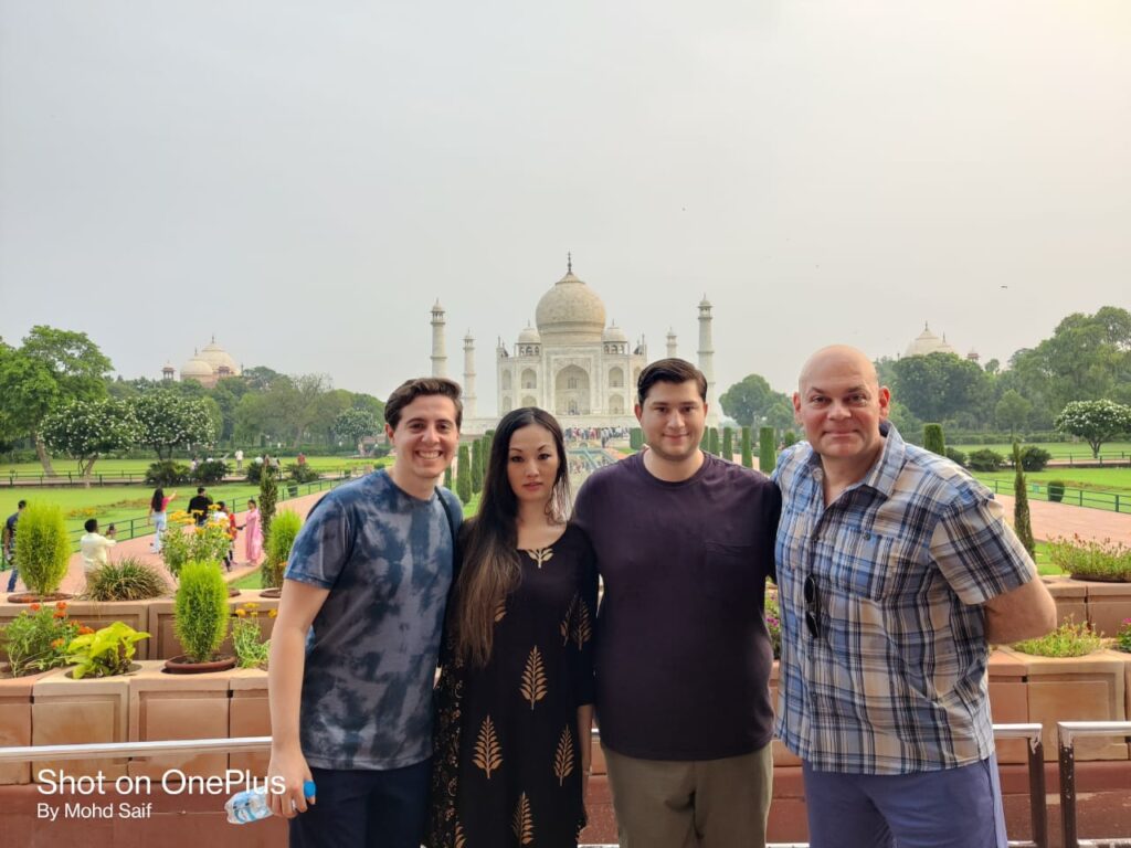 taj mahal tour by car